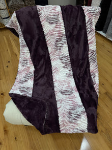  Minky Travel Size Berry Prism w/Berry 34" x 57"