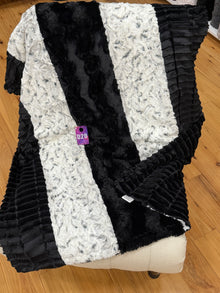  Minky TS Oxford #28 (36" X 56")